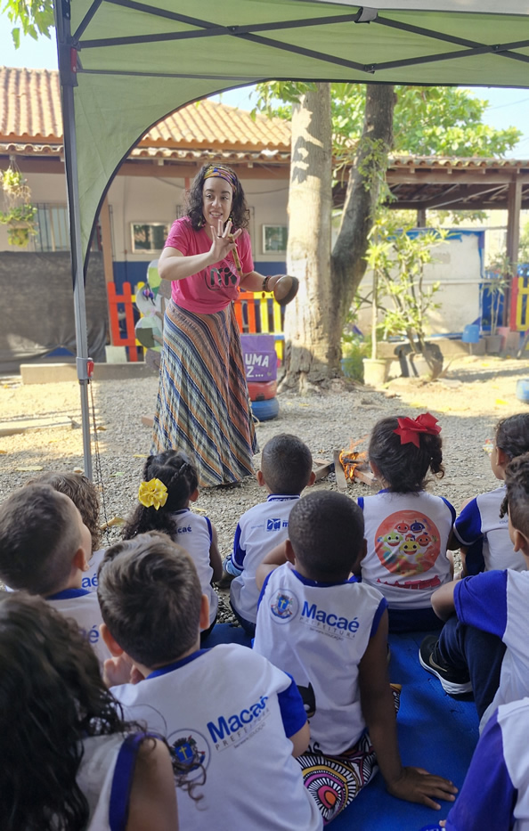 Nathalia Andraus contacao de historias