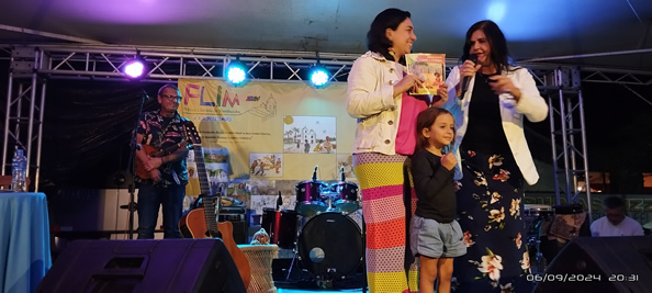 Show musical infantil com Bia Bedran FLIM 2024 Mambucaba Historica (18)