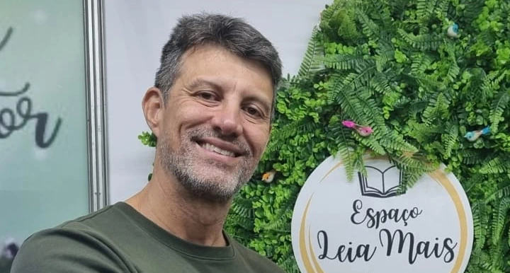 Carlos Máximo